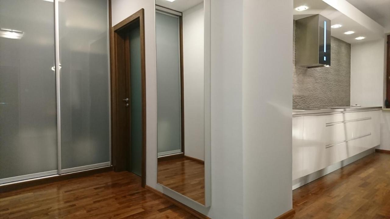 Quiet And Spacious Apartment With Garage Option Krakau Exterior foto